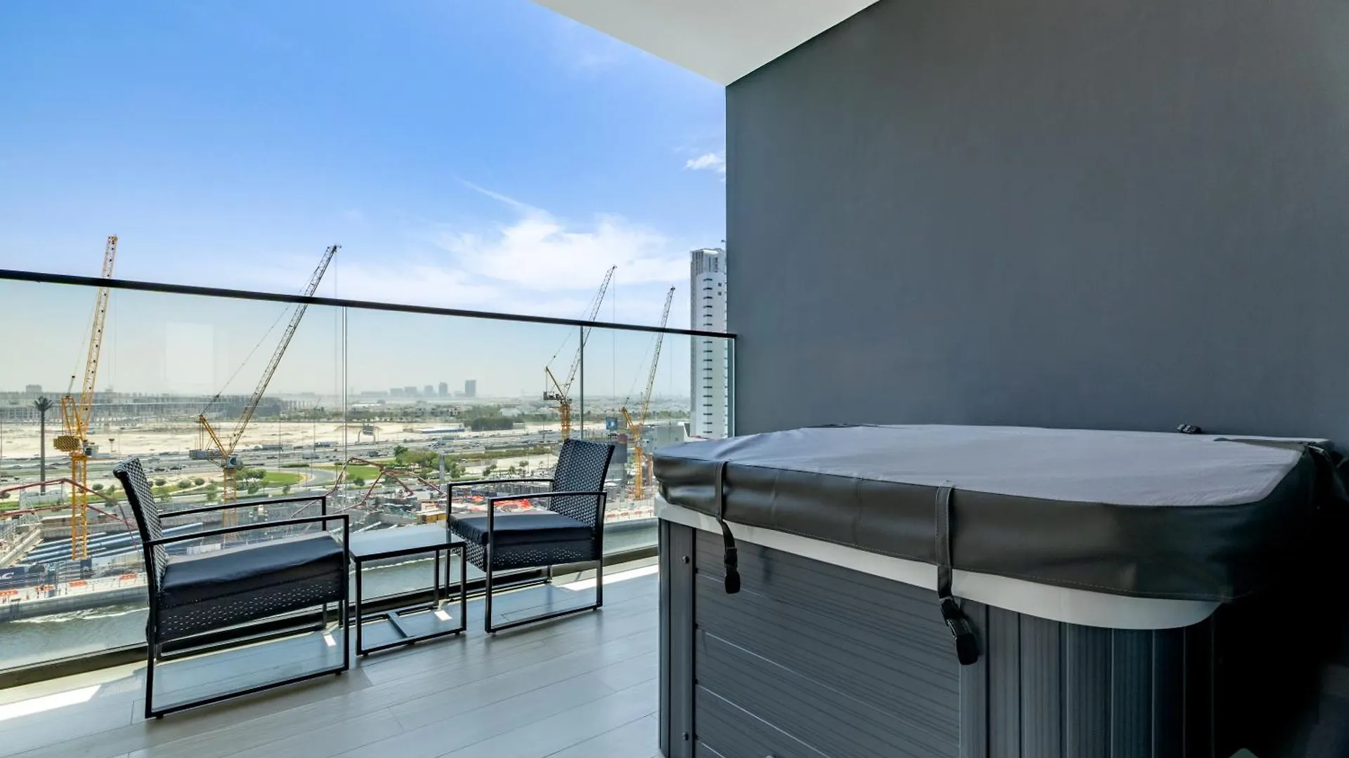 Apartment Premium Studio With Private Jacuzzi By Bms