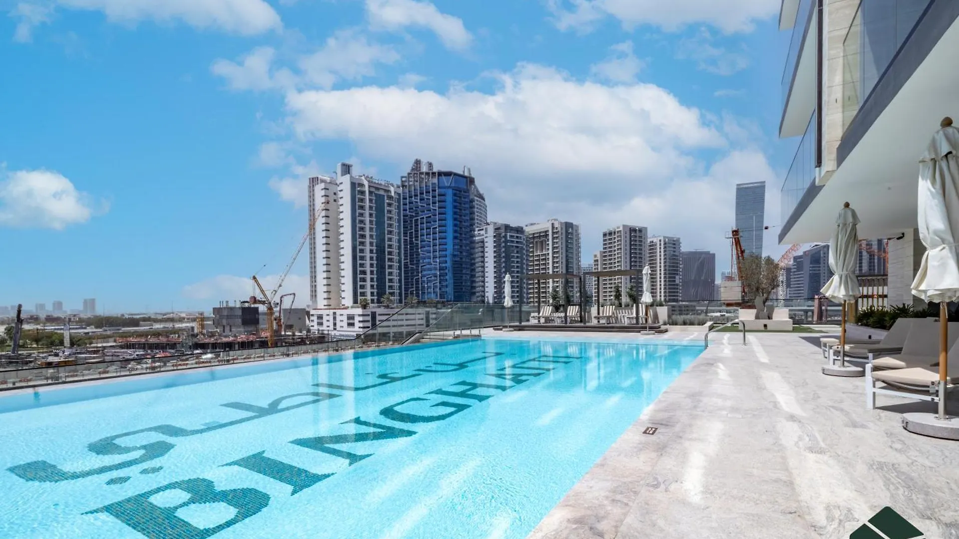 Premium Studio With Private Jacuzzi By Bms Dubai Apartment