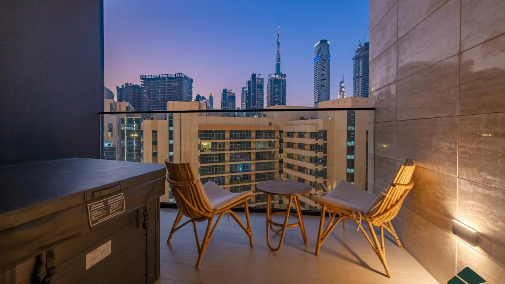 Premium Studio With Private Jacuzzi By Bms location