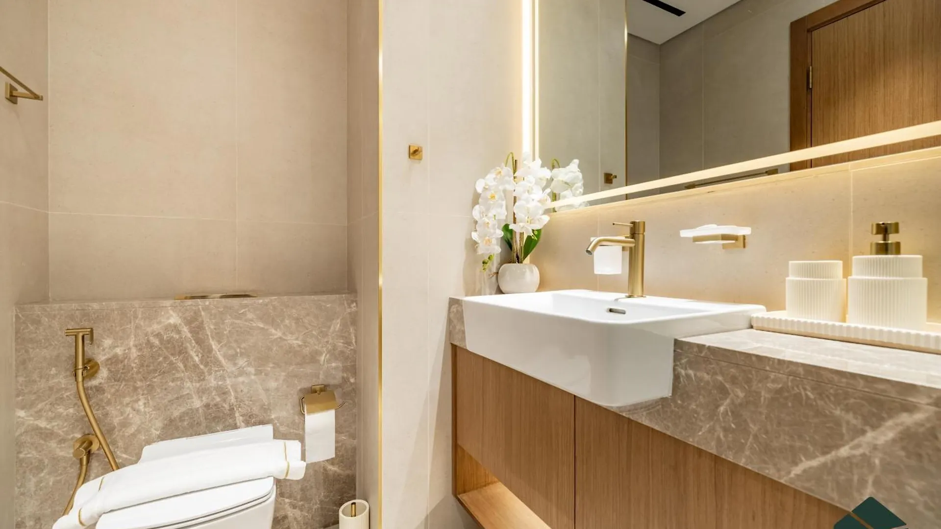 Apartment Premium Studio With Partial Burj View By Bms Dubai